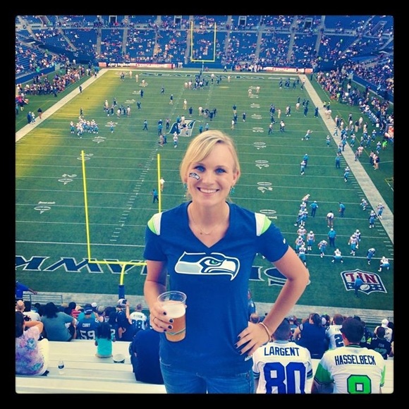 Meet your Posher, Toni - Picture 1 of 1